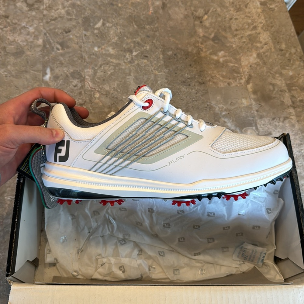 New Footjoy Men’s Fury Golf Shoe Size 9.5 W